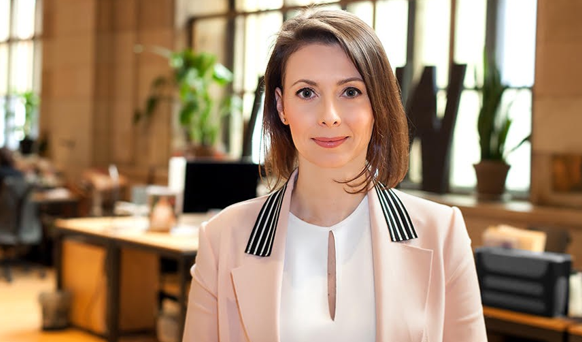Image shows Elisabeth Préfontaine is the founder of Octonomics